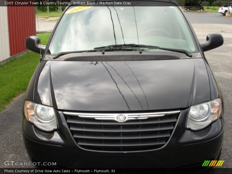 Brilliant Black / Medium Slate Gray 2005 Chrysler Town & Country Touring
