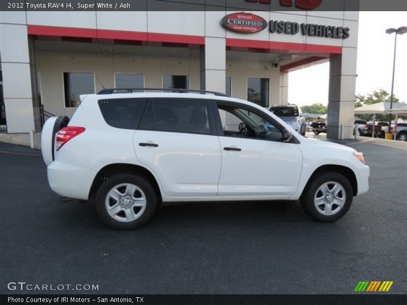 Super White / Ash 2012 Toyota RAV4 I4