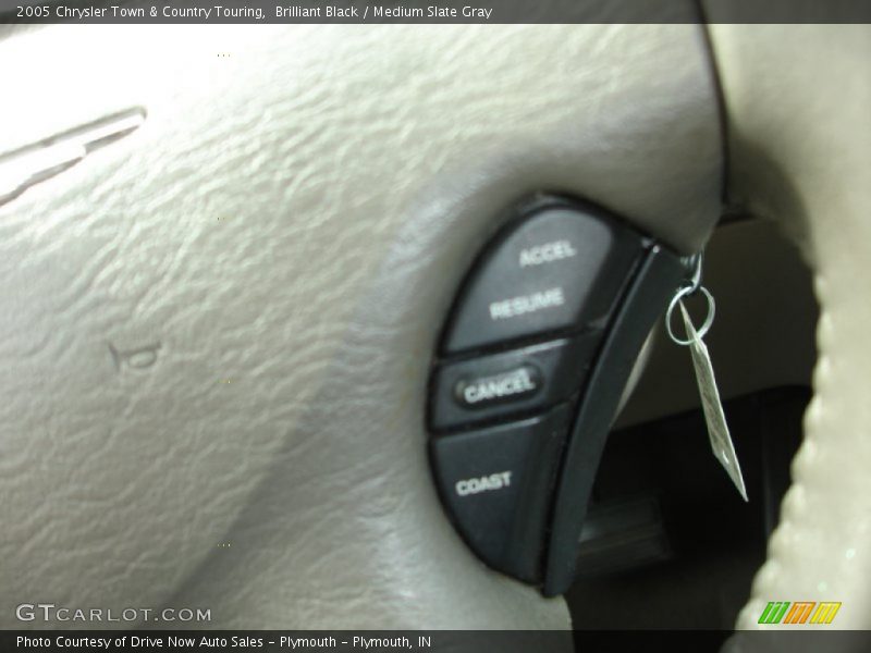 Brilliant Black / Medium Slate Gray 2005 Chrysler Town & Country Touring
