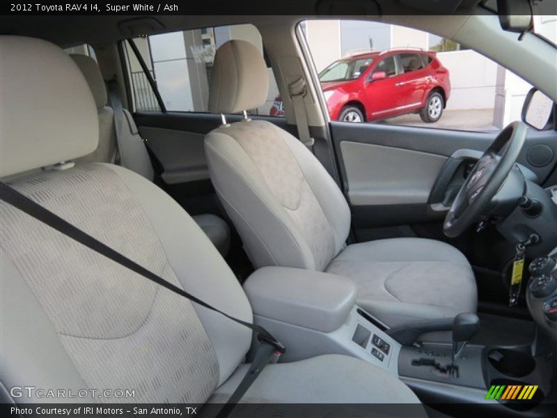 Super White / Ash 2012 Toyota RAV4 I4