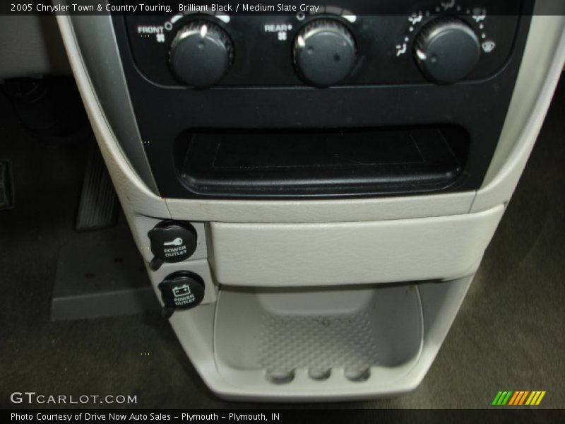 Brilliant Black / Medium Slate Gray 2005 Chrysler Town & Country Touring