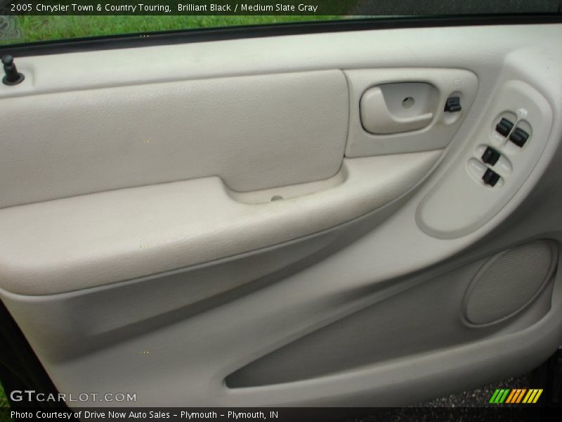 Brilliant Black / Medium Slate Gray 2005 Chrysler Town & Country Touring