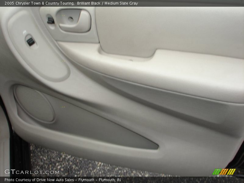 Brilliant Black / Medium Slate Gray 2005 Chrysler Town & Country Touring
