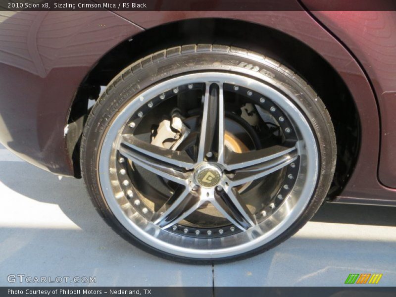 Sizzling Crimson Mica / RS Black 2010 Scion xB