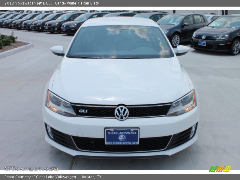 Candy White / Titan Black 2013 Volkswagen Jetta GLI