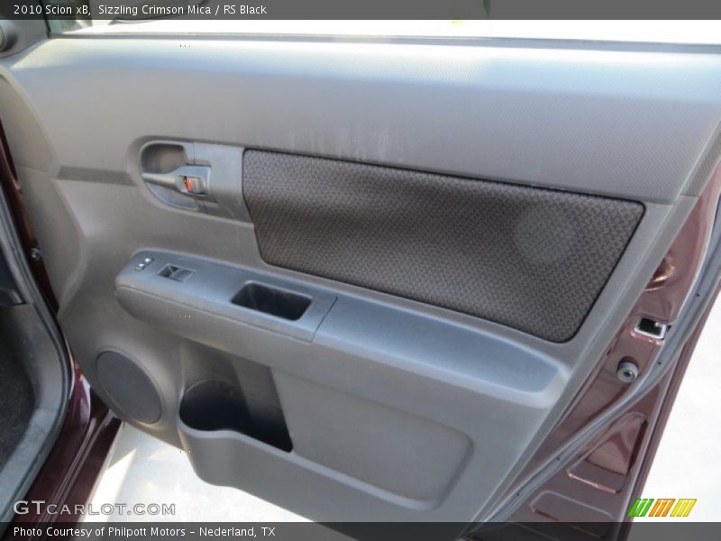 Sizzling Crimson Mica / RS Black 2010 Scion xB