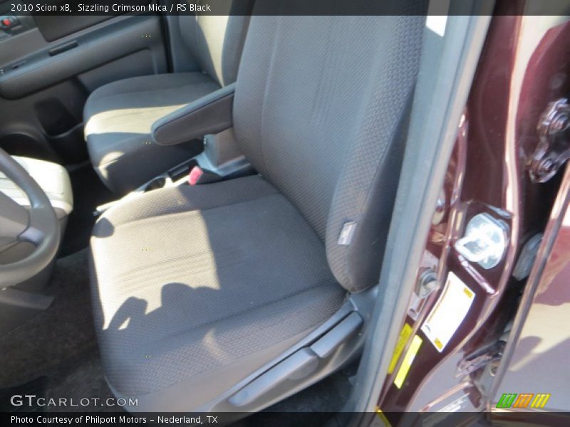 Sizzling Crimson Mica / RS Black 2010 Scion xB