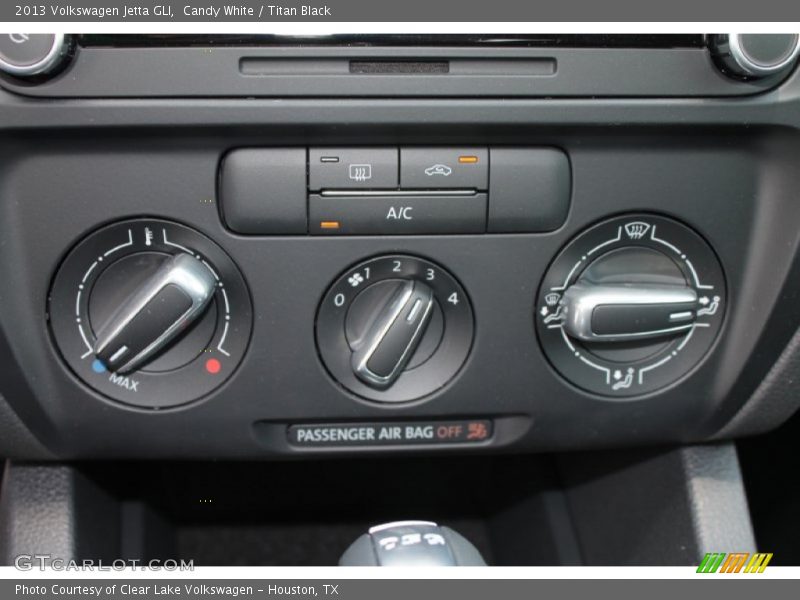 Candy White / Titan Black 2013 Volkswagen Jetta GLI