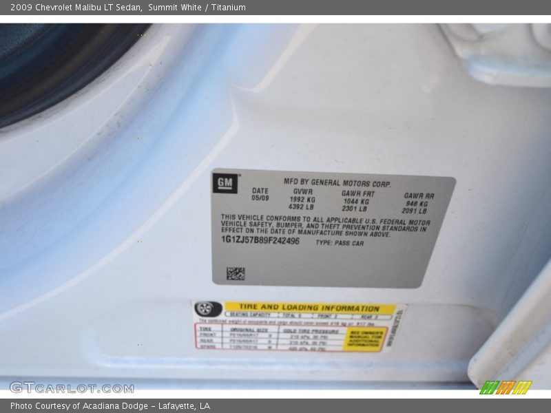 Summit White / Titanium 2009 Chevrolet Malibu LT Sedan