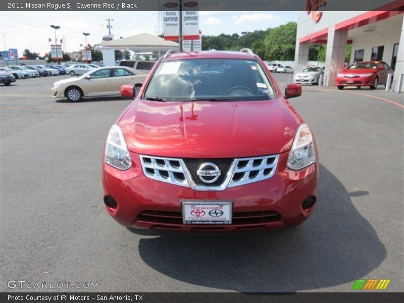 Cayenne Red / Black 2011 Nissan Rogue S