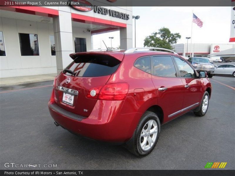 Cayenne Red / Black 2011 Nissan Rogue S