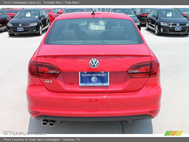 Tornado Red / Titan Black 2013 Volkswagen Jetta GLI
