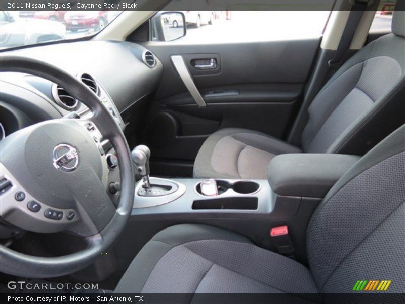 Cayenne Red / Black 2011 Nissan Rogue S