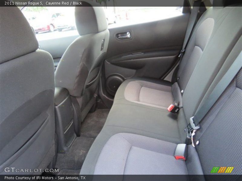 Cayenne Red / Black 2011 Nissan Rogue S