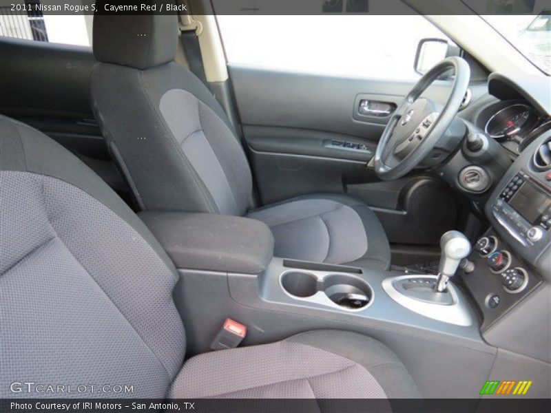Cayenne Red / Black 2011 Nissan Rogue S