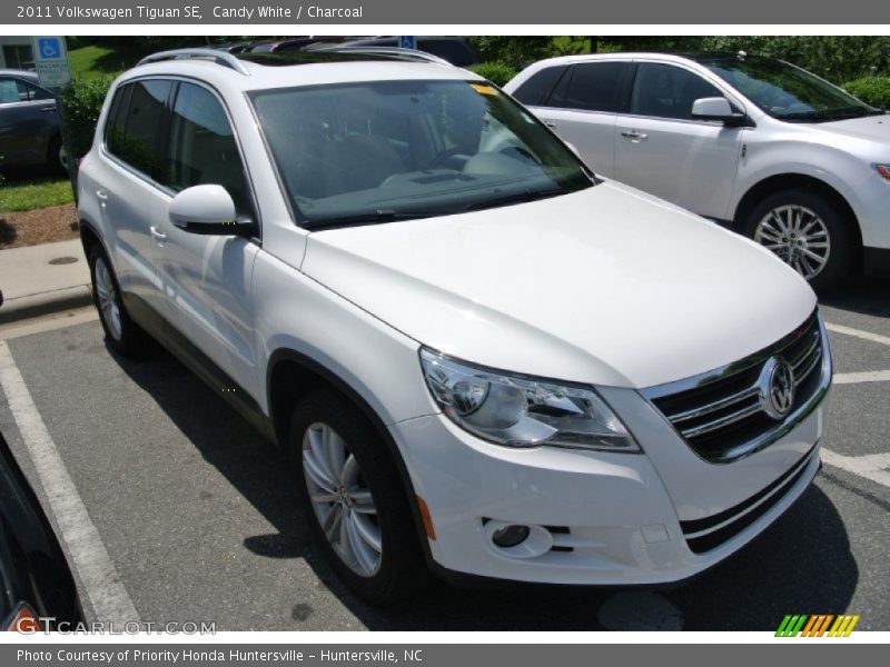 Candy White / Charcoal 2011 Volkswagen Tiguan SE