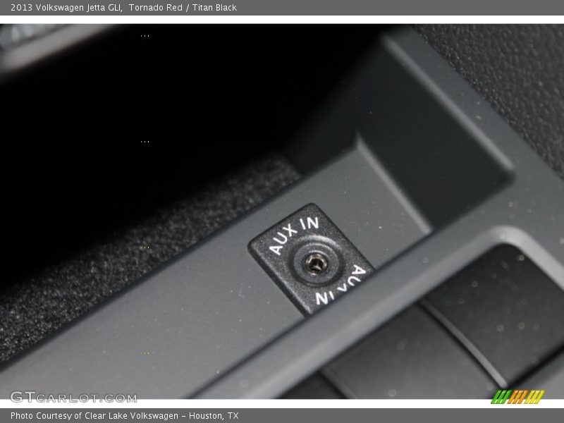 Tornado Red / Titan Black 2013 Volkswagen Jetta GLI