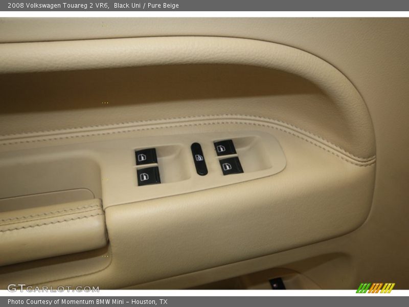 Black Uni / Pure Beige 2008 Volkswagen Touareg 2 VR6
