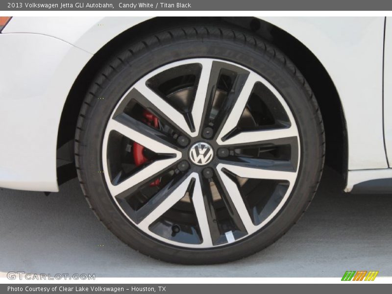 Candy White / Titan Black 2013 Volkswagen Jetta GLI Autobahn