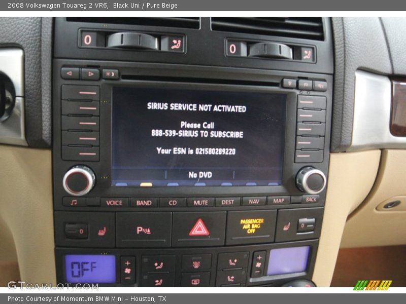 Black Uni / Pure Beige 2008 Volkswagen Touareg 2 VR6