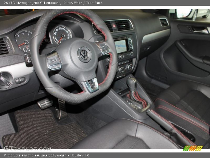 Candy White / Titan Black 2013 Volkswagen Jetta GLI Autobahn