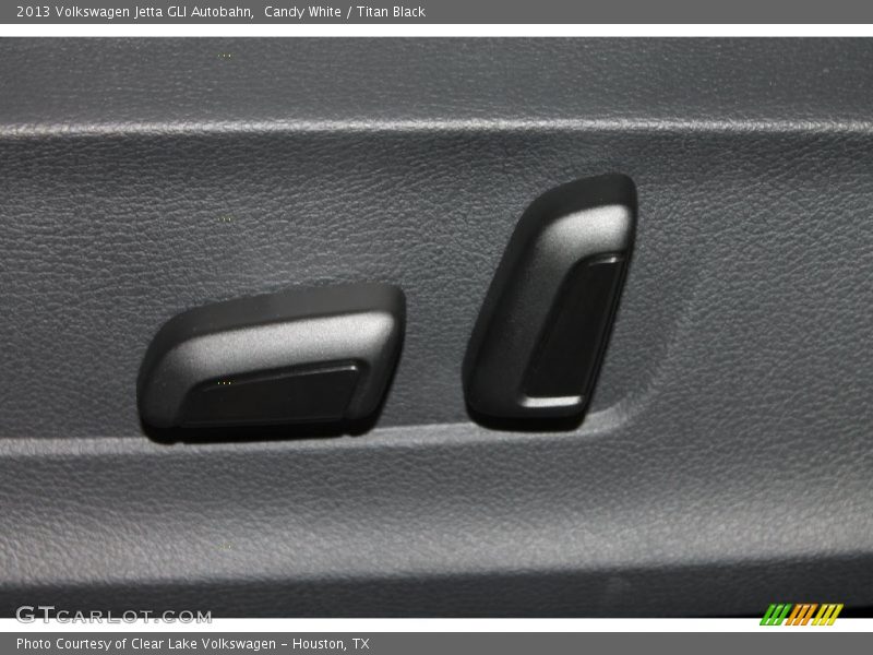 Candy White / Titan Black 2013 Volkswagen Jetta GLI Autobahn