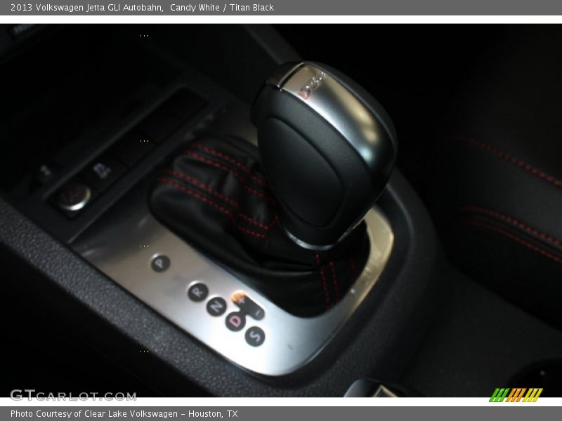 Candy White / Titan Black 2013 Volkswagen Jetta GLI Autobahn