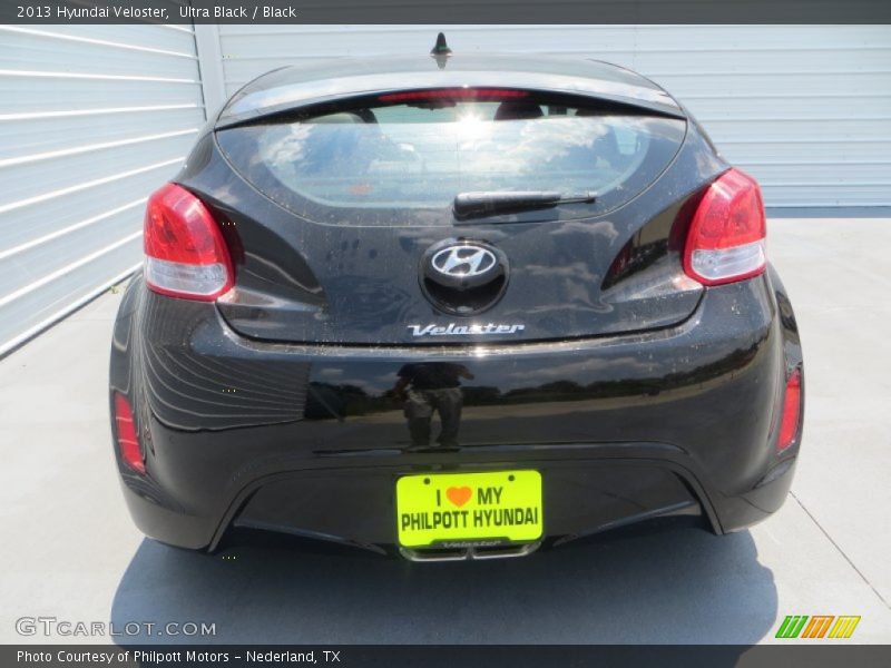 Ultra Black / Black 2013 Hyundai Veloster