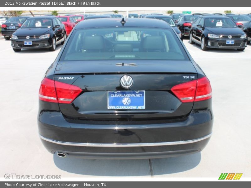 Black / Titan Black 2013 Volkswagen Passat TDI SE