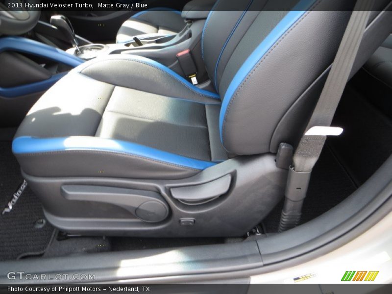 Front Seat of 2013 Veloster Turbo