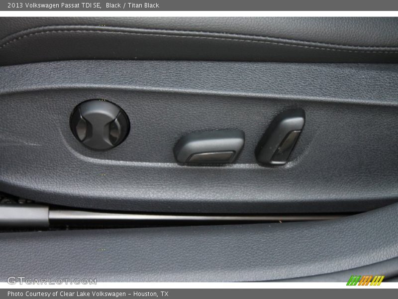 Black / Titan Black 2013 Volkswagen Passat TDI SE