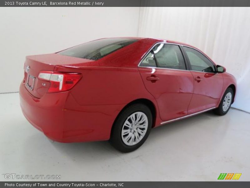 Barcelona Red Metallic / Ivory 2013 Toyota Camry LE