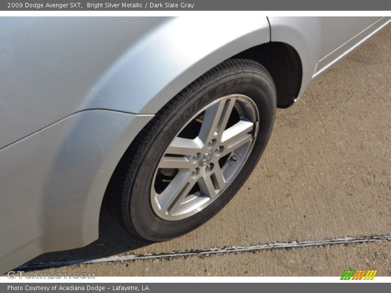 Bright Silver Metallic / Dark Slate Gray 2009 Dodge Avenger SXT