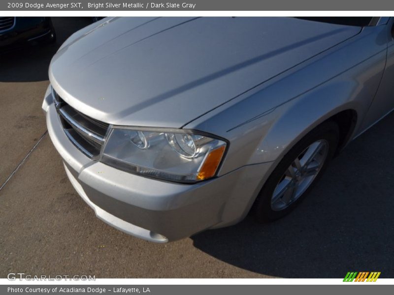 Bright Silver Metallic / Dark Slate Gray 2009 Dodge Avenger SXT