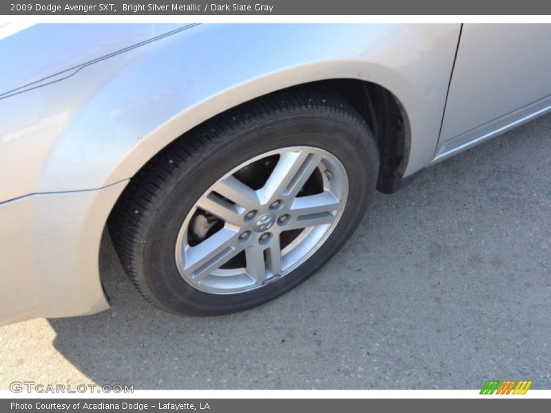 Bright Silver Metallic / Dark Slate Gray 2009 Dodge Avenger SXT