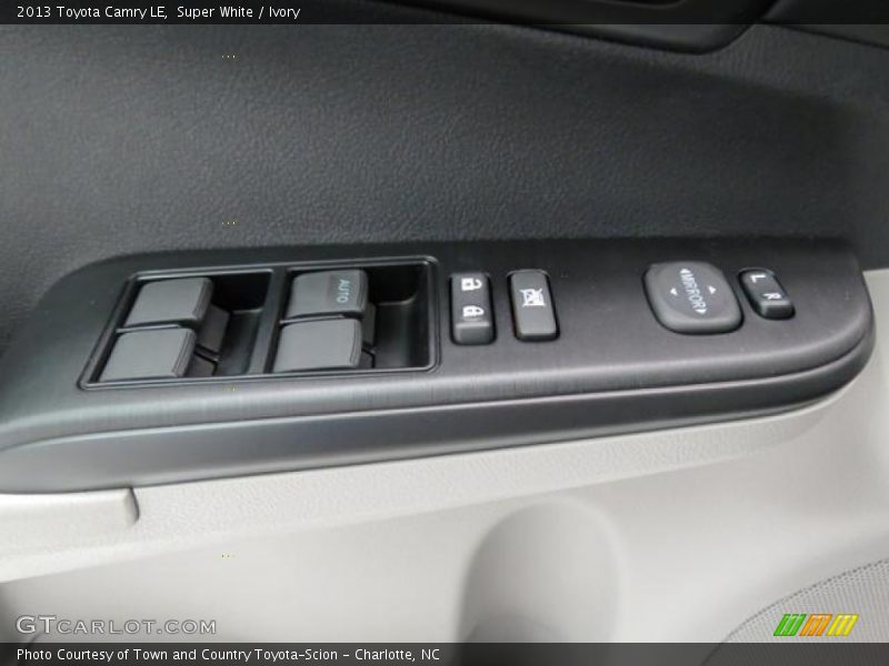 Super White / Ivory 2013 Toyota Camry LE
