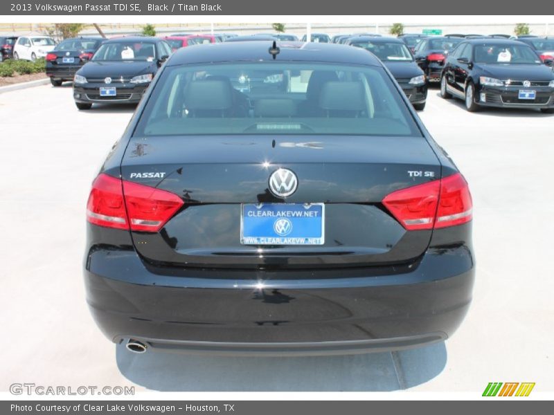 Black / Titan Black 2013 Volkswagen Passat TDI SE