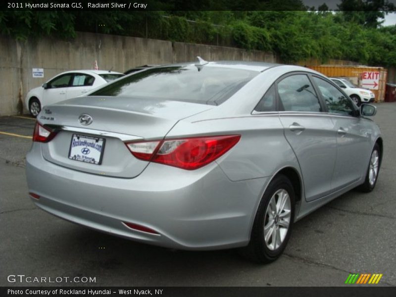 Radiant Silver / Gray 2011 Hyundai Sonata GLS