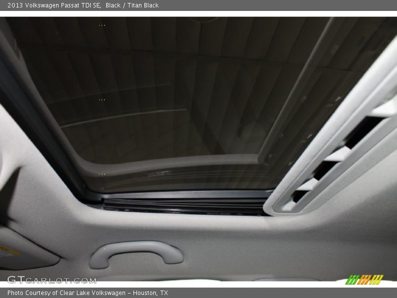 Black / Titan Black 2013 Volkswagen Passat TDI SE