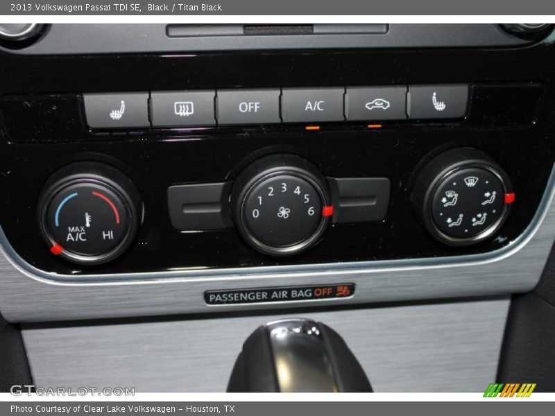 Black / Titan Black 2013 Volkswagen Passat TDI SE