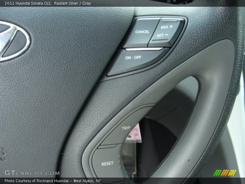 Radiant Silver / Gray 2011 Hyundai Sonata GLS