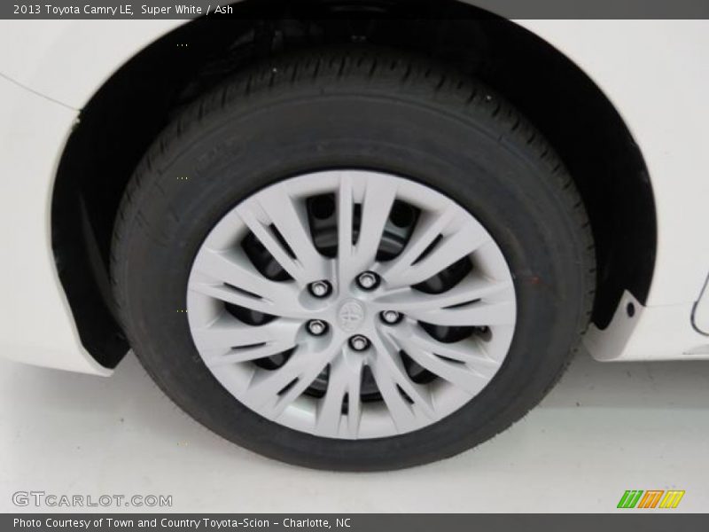 Super White / Ash 2013 Toyota Camry LE