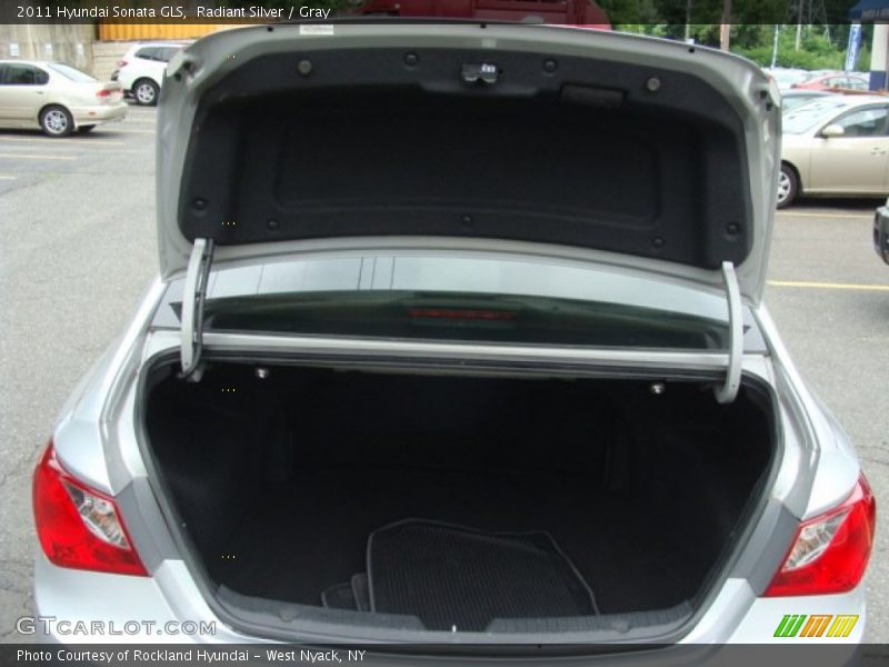 Radiant Silver / Gray 2011 Hyundai Sonata GLS