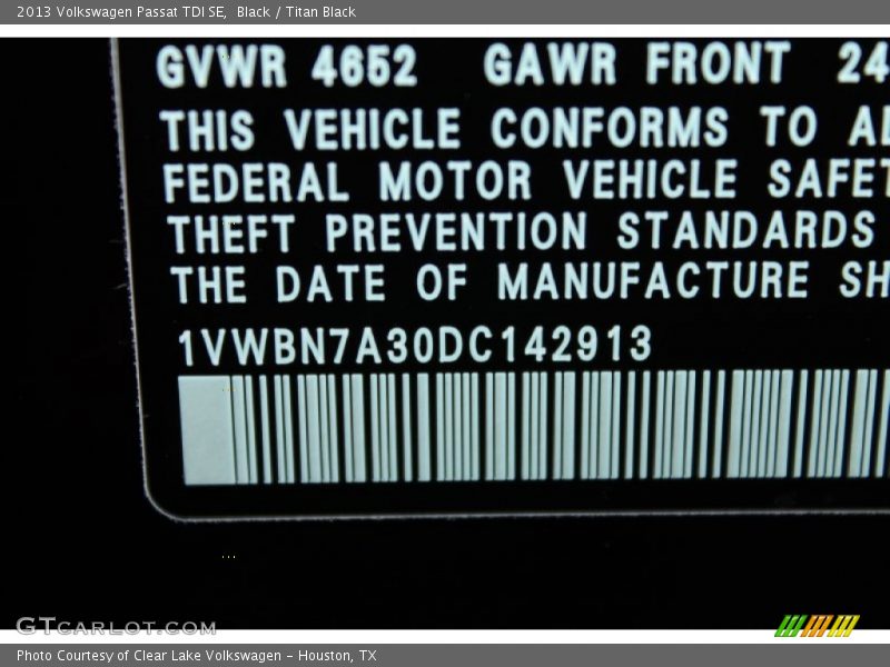 Black / Titan Black 2013 Volkswagen Passat TDI SE