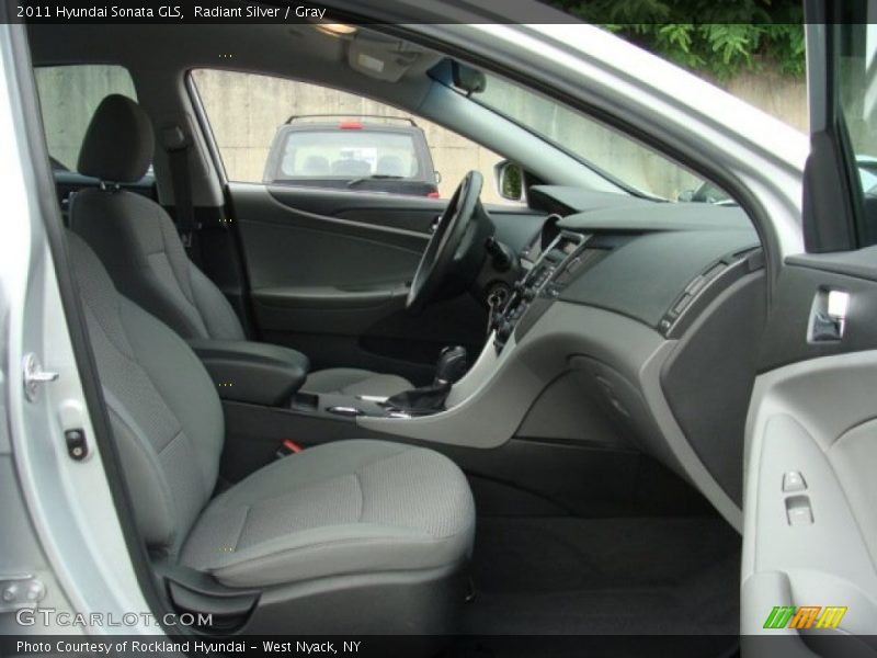 Radiant Silver / Gray 2011 Hyundai Sonata GLS