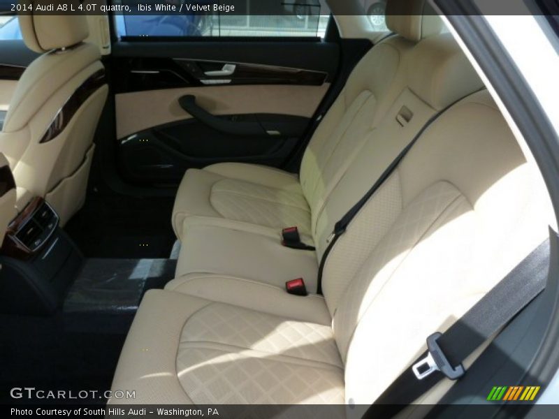 Rear Seat of 2014 A8 L 4.0T quattro