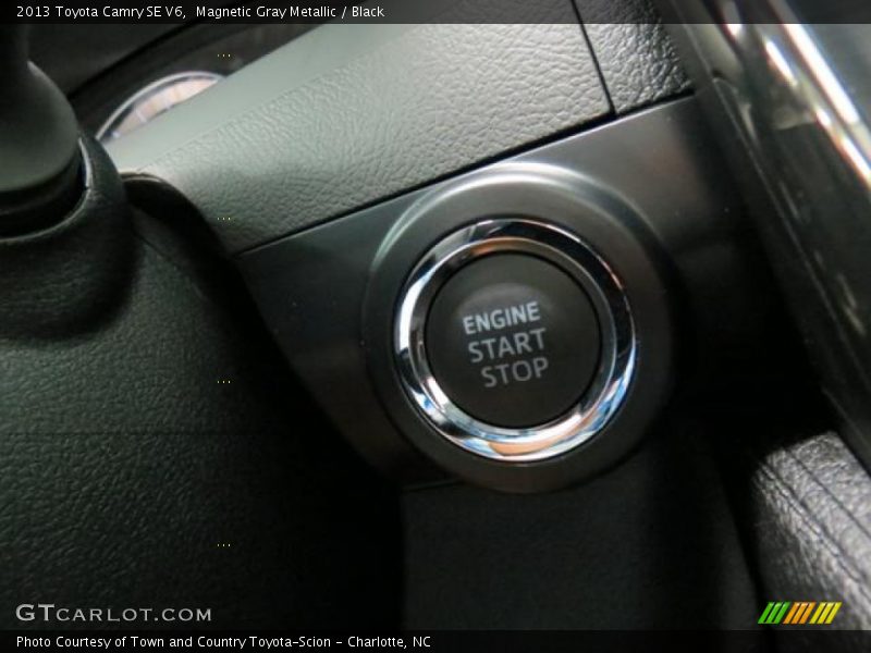 Magnetic Gray Metallic / Black 2013 Toyota Camry SE V6
