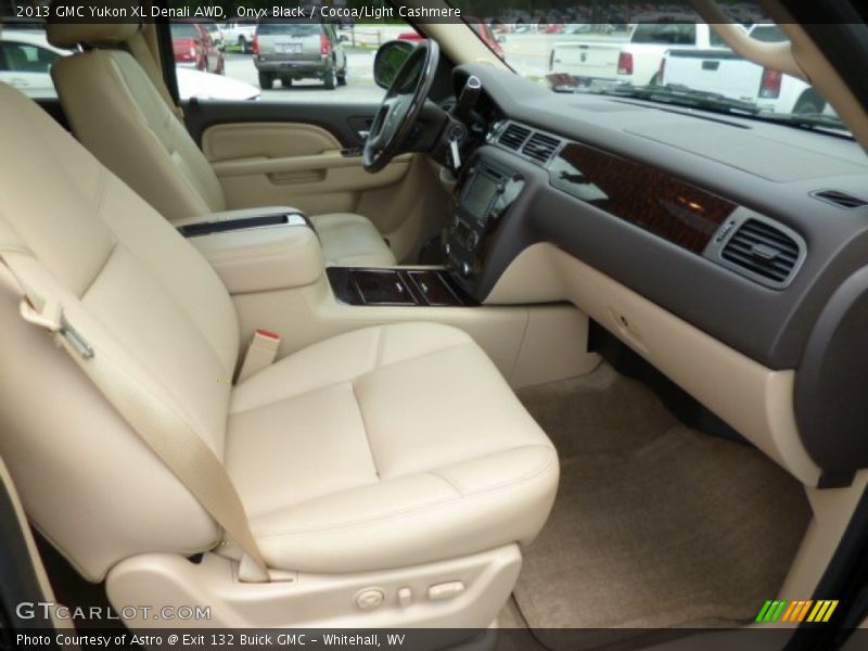 Onyx Black / Cocoa/Light Cashmere 2013 GMC Yukon XL Denali AWD