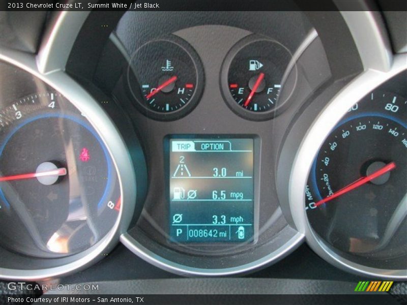 Summit White / Jet Black 2013 Chevrolet Cruze LT