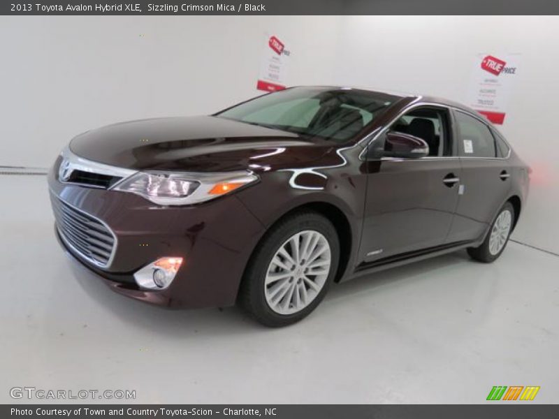 Sizzling Crimson Mica / Black 2013 Toyota Avalon Hybrid XLE
